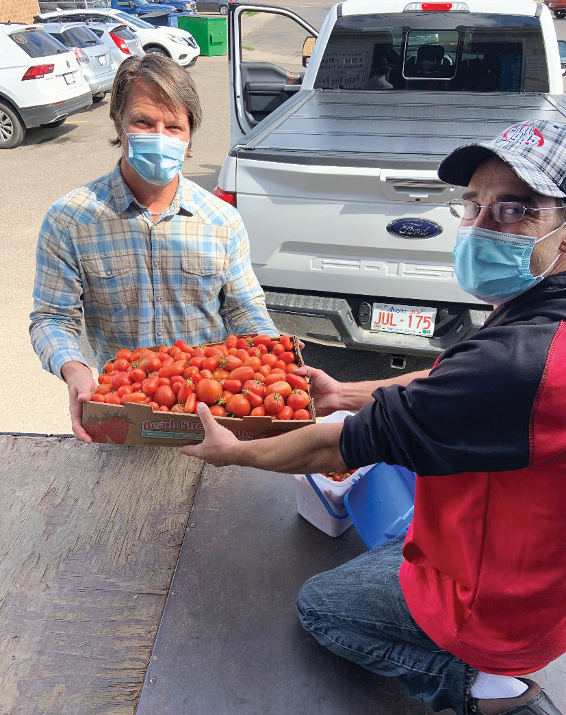 Video Cancarb builds greenhouse, grows veggies for Medicine Hat Food